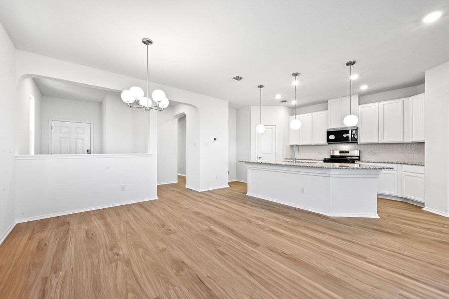 Spacious, unfurnished interior of a new home in Salerno - Heritage Collection, Round Rock (Image 13).