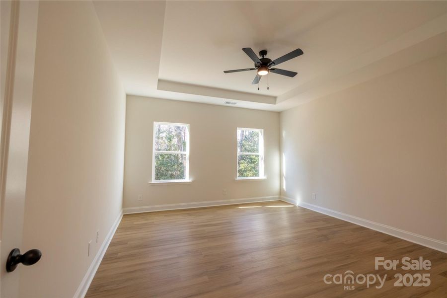 Primary On-Suite Bath with Garden Tub and Shower Primary On-Suite Bath with Garden Tub and Shower