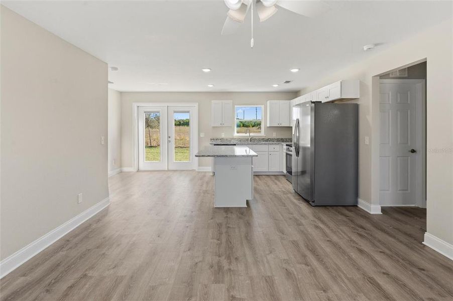 Spacious, unfurnished interior of a new home in , Avon Park (Image 11).