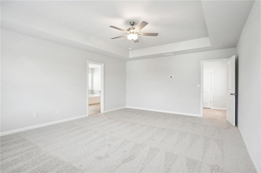 Spacious, unfurnished interior of a new home in Fairview Lake, Conyers (Image 32). Spacious, unfurnished interior of a new home in Fairview Lake, Conyers (Image 32).