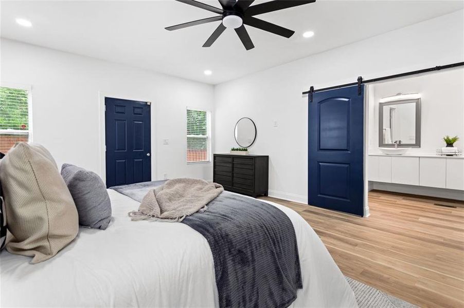 Furnished interior view inside a new home in , Atlanta (Image 17).