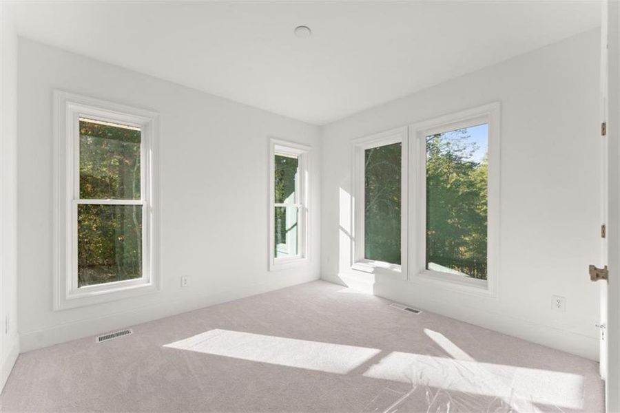 Image 53 of a home in .