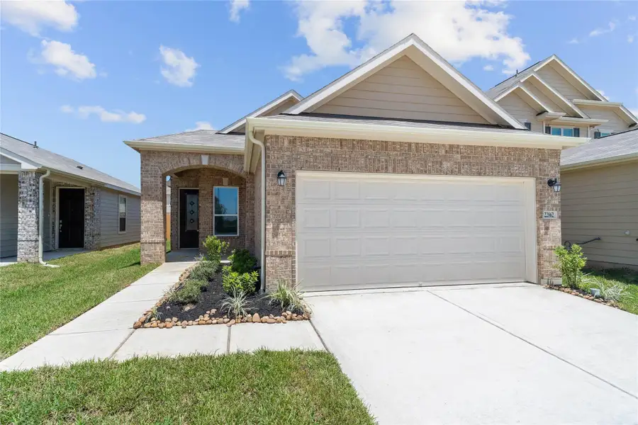 Welcome home to 22862 Magnolia Haven Drive located in Bauer Meadows and zoned to Waller ISD! Welcome home to 22862 Magnolia Haven Drive located in Bauer Meadows and zoned to Waller ISD!