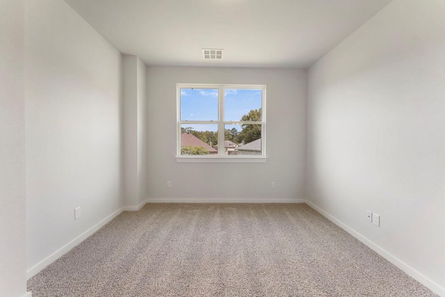 Spacious, unfurnished interior of a new home in Spring Lake, Huntsville (Image 26). Spacious, unfurnished interior of a new home in Spring Lake, Huntsville (Image 26).