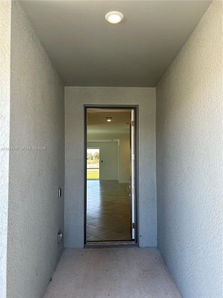 Exterior details and patio area of a home in , Lehigh Acres (Image 3).
