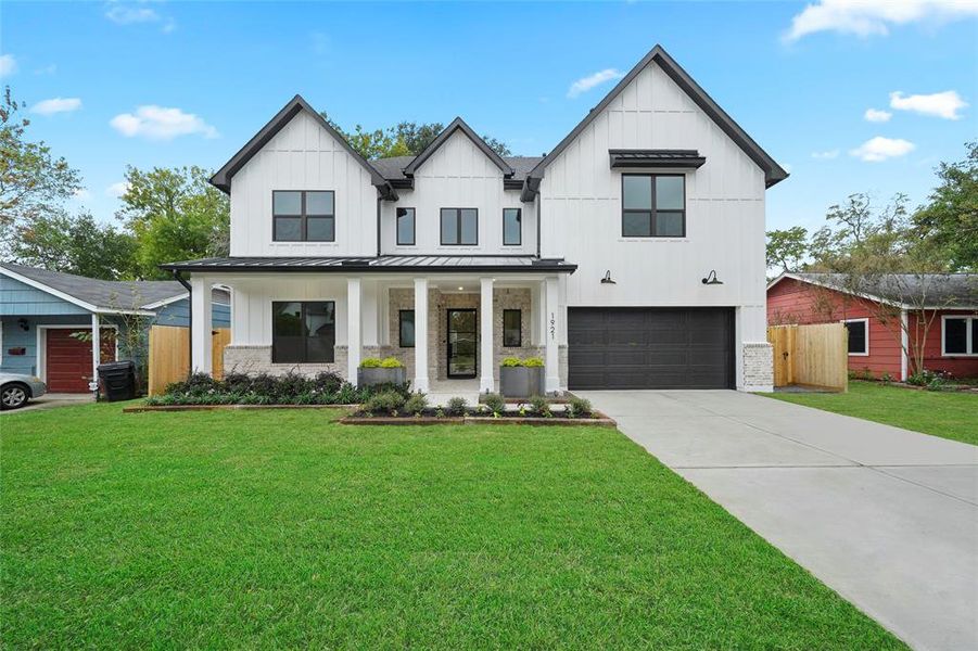 Example photo of Builder's previously built home.