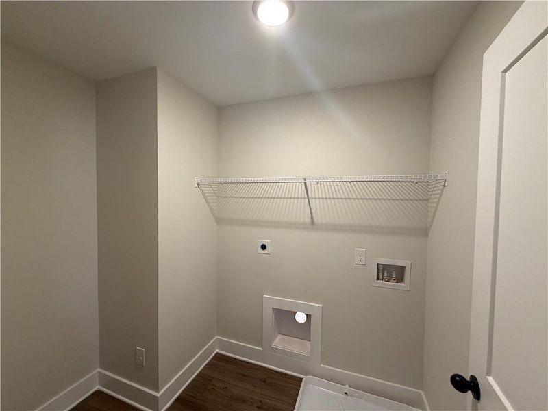 Spacious, unfurnished interior of a new home in , Dawsonville (Image 7).