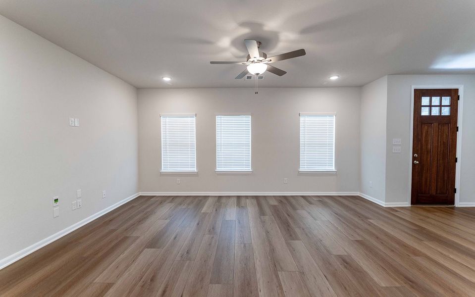 Spacious, unfurnished interior of a new home in Solterra, Mesquite (Image 7). Spacious, unfurnished interior of a new home in Solterra, Mesquite (Image 7).