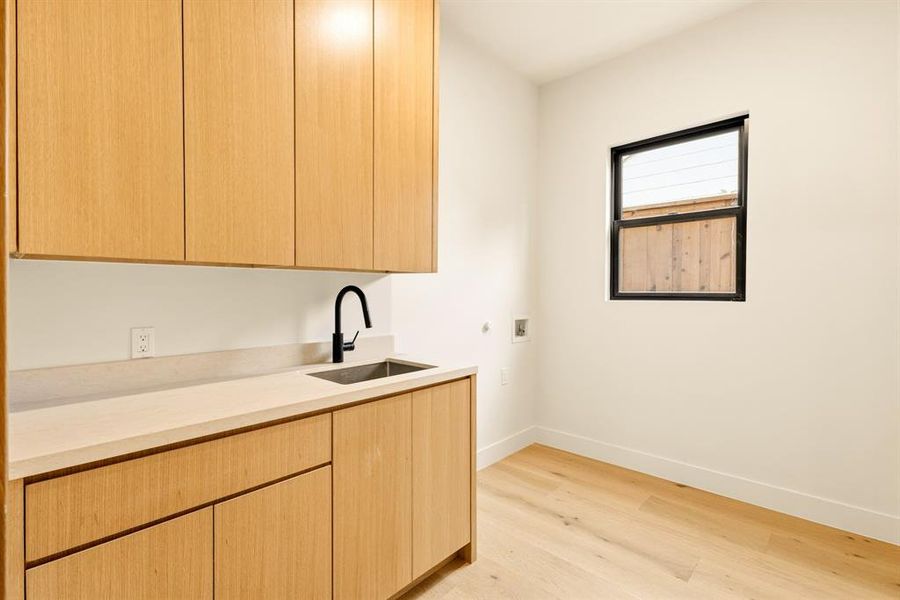 Furnished interior view inside a new home in , Dallas (Image 5).