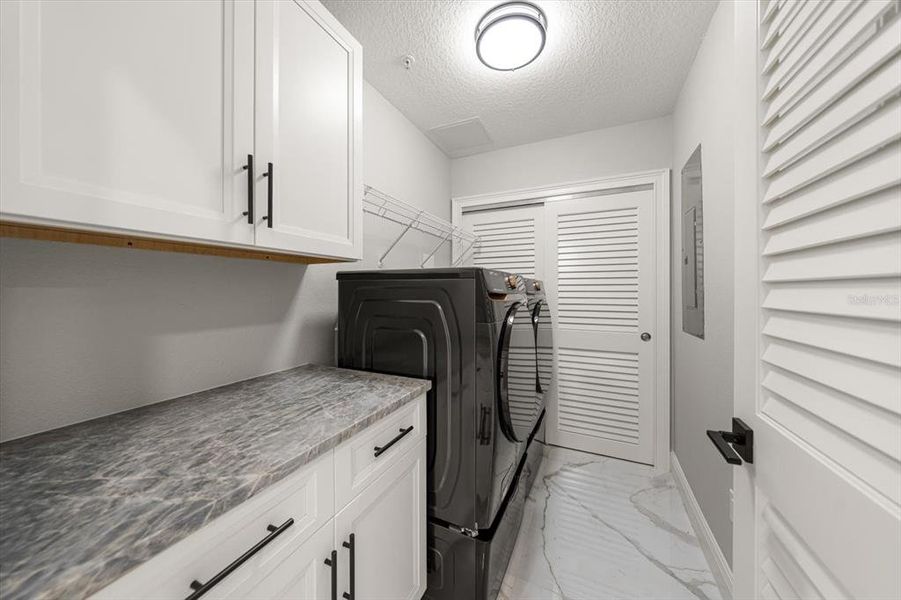 Furnished interior view inside a new home in , Clearwater (Image 7).