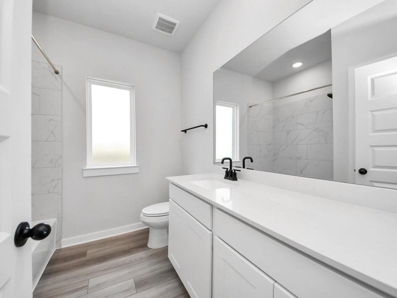 Furnished interior view inside a new home in River Ranch Meadows, Dayton (Image 5).