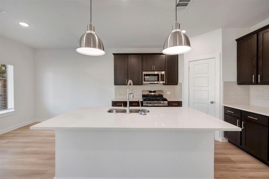 Furnished interior view inside a new home in Moran Ranch, Willis (Image 16).