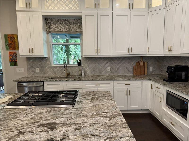 Furnished interior view inside a new home in , Atlanta (Image 9).
