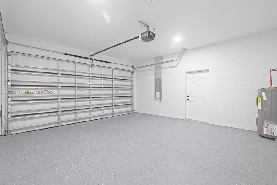 DOUBLE GARAGE ELECTRIC GATE OPENER