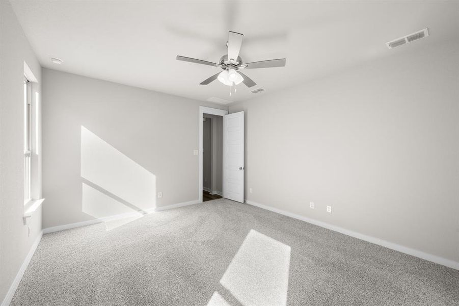 15_8921 Acorn- Primary Suite-2