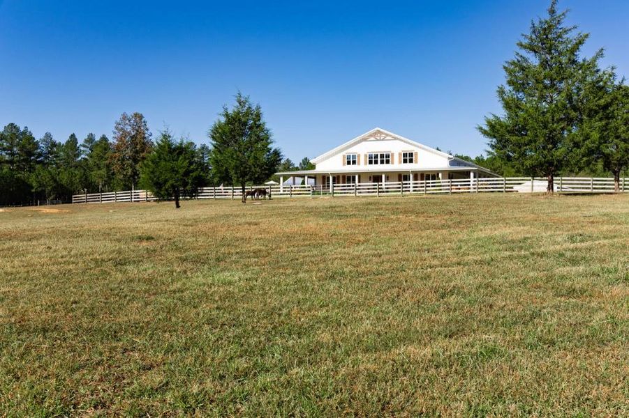 Exterior details and patio area of a home in , Rydal (Image 28).