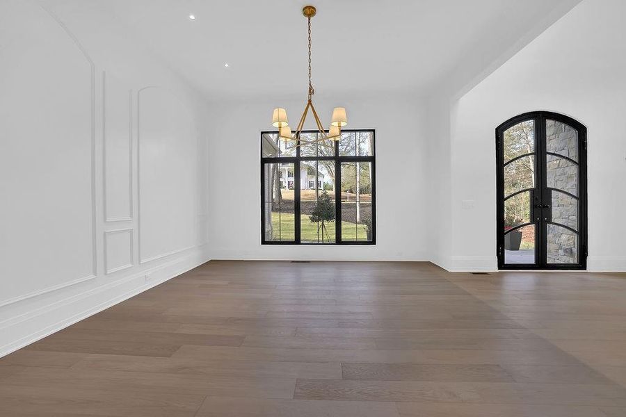 Spacious, unfurnished interior of a new home in , Johns Creek (Image 38).