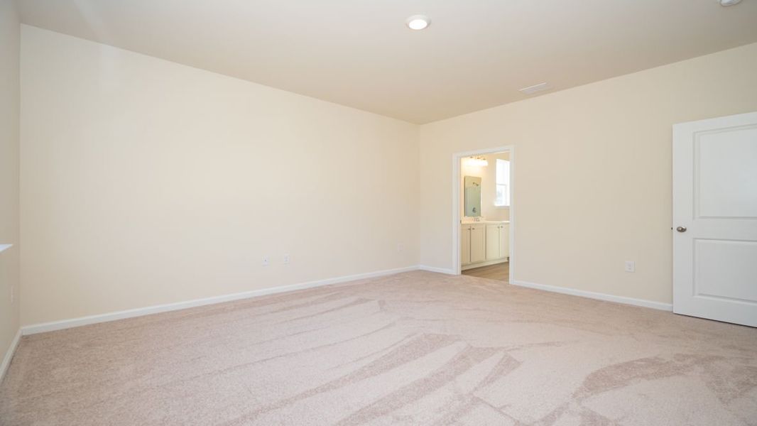 Representative unfurnished interior of a home built from the KERRY by D.R. Horton in The Reserve at Wild Horse, Conway (Image 31).