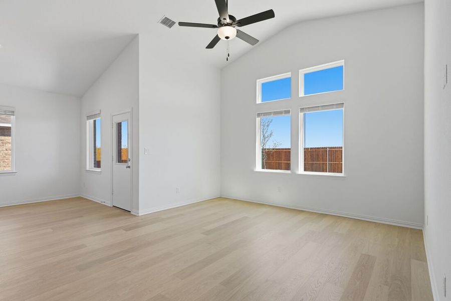 Spacious, unfurnished interior of a new home in Parks at Foster Crossing, Anna (Image 12). Spacious, unfurnished interior of a new home in Parks at Foster Crossing, Anna (Image 12).