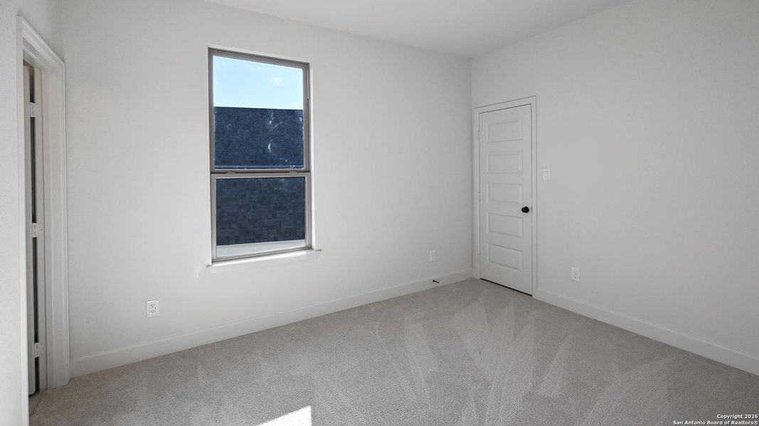 Spacious, unfurnished interior of a new home in Solms Landing 45', New Braunfels (Image 16).