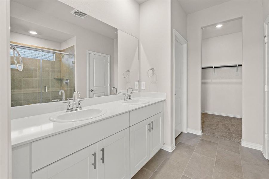 Furnished interior view inside a new home in River Ridge, Crandall (Image 6).