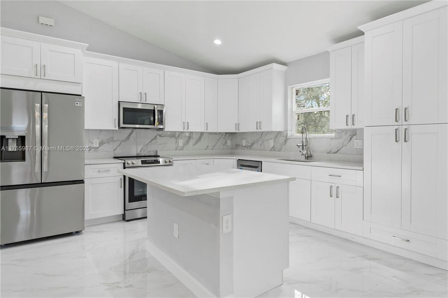 Furnished interior view inside a new home in , Lehigh Acres (Image 7).