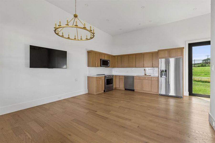 Guest Quarters: Living Room/Kitchen