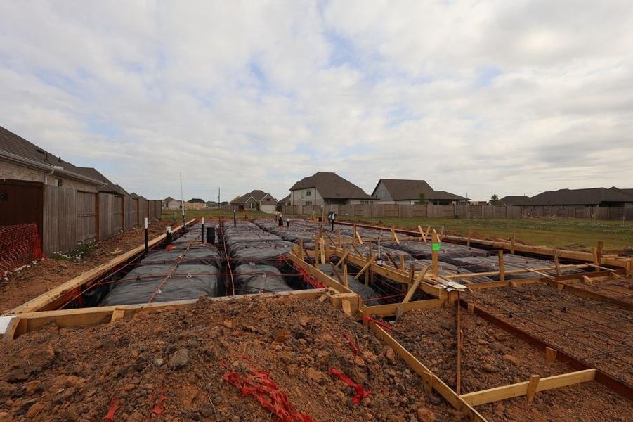 Every foundation at DWH is engineered and it’s inspected three times! We do not do “batch” testing. Rest easy knowing your foundation comes with a 10 year warranty. Every foundation at DWH is engineered and it’s inspected three times! We do not do “batch” testing. Rest easy knowing your foundation comes with a 10 year warranty.