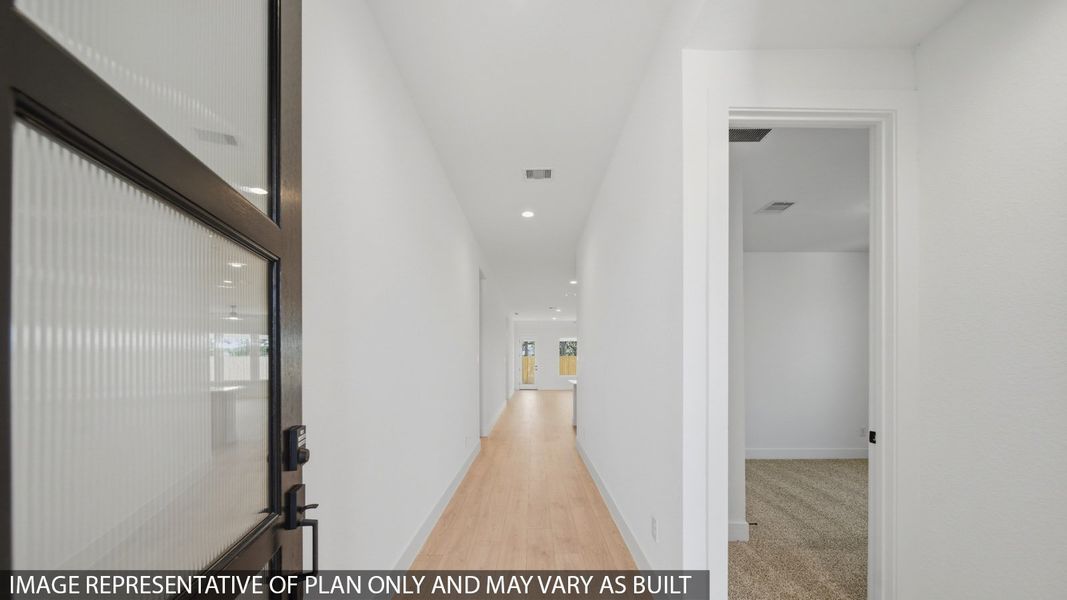 Spacious, unfurnished interior of a new home in Hills of Westlake, Conroe (Image 14).