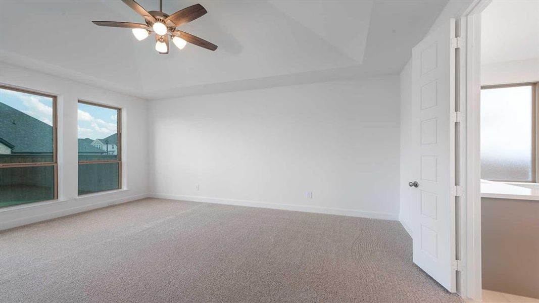 Spacious, unfurnished interior of a new home in The Lakes Of Somercrest 60', Midlothian (Image 15). Spacious, unfurnished interior of a new home in The Lakes Of Somercrest 60', Midlothian (Image 15).