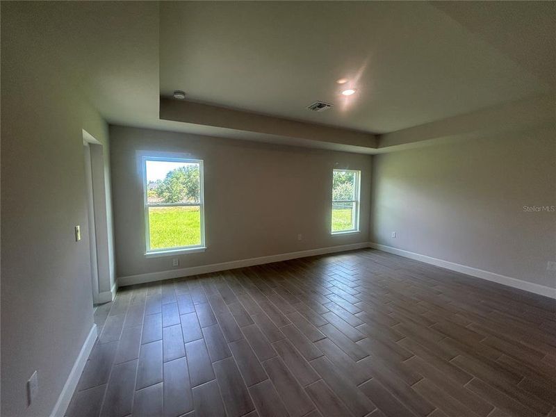 Spacious, unfurnished interior of a new home in Deep Creek, Punta Gorda (Image 24).