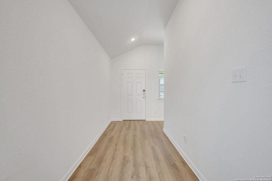 Spacious, unfurnished interior of a new home in Park Place, New Braunfels (Image 31). Spacious, unfurnished interior of a new home in Park Place, New Braunfels (Image 31).