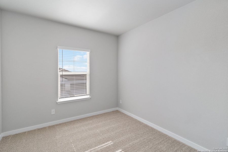 Spacious, unfurnished interior of a new home in , San Antonio (Image 18).