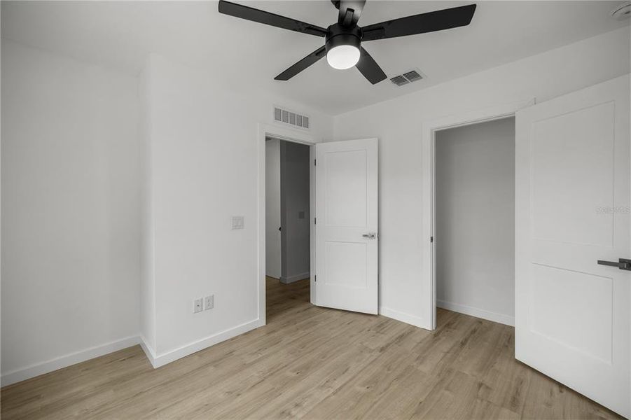 Spacious, unfurnished interior of a new home in , Williston (Image 22).