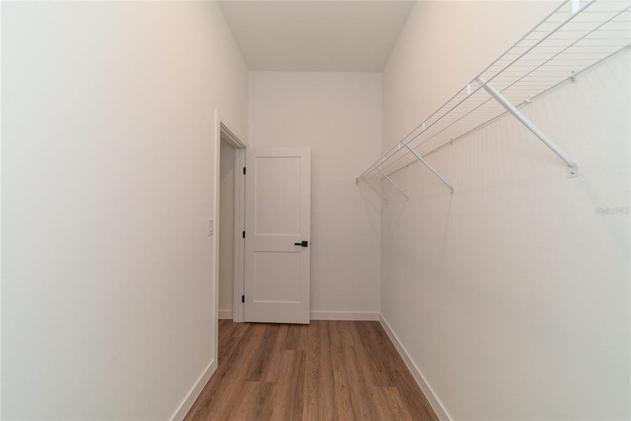 Spacious, unfurnished interior of a new home in , Citrus Springs (Image 18).
