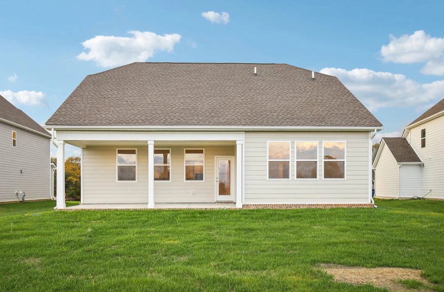 Exterior details and patio area of a home in Willow Landing, Mount Juliet (Image 4).