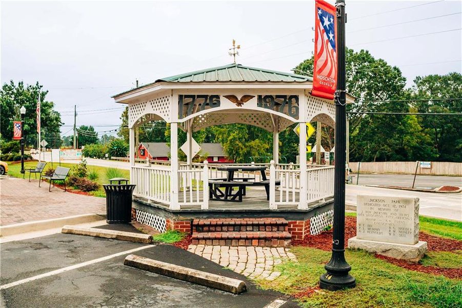 Image 145 of a home in Rosewood Lake Estates.