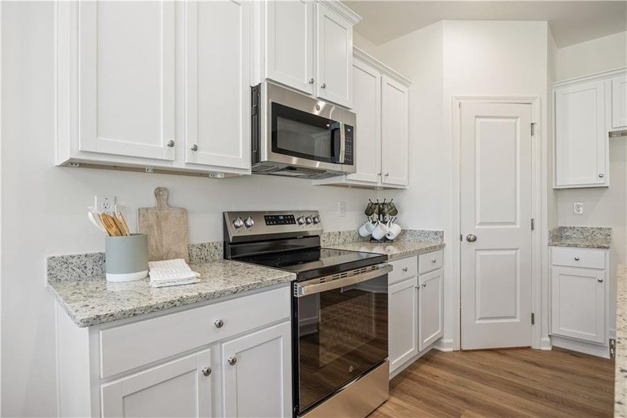 Furnished interior view inside a new home in Old Salem Crossing, Conyers (Image 21).