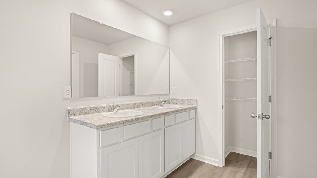 Representative furnished interior of a home built from the ELSTON by D.R. Horton in Pointe Park, Union City (Image 13).