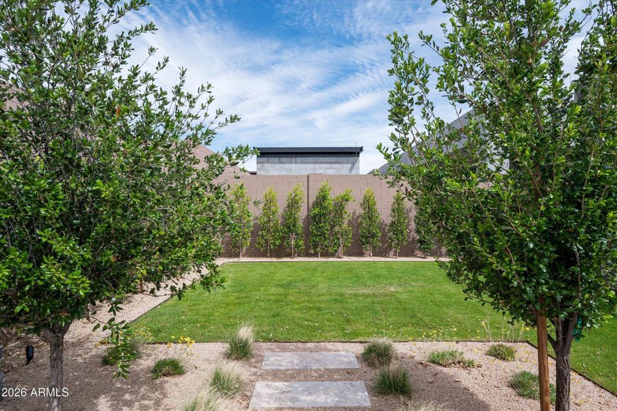 43-5724EMouraDr-43 43-5724EMouraDr-43