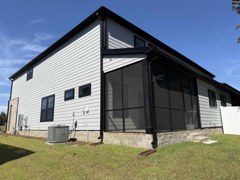 Exterior details and patio area of a home in Dunbar Village, Cayce (Image 25).
