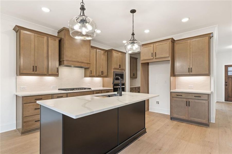 Furnished interior view inside a new home in Prescott Manor, Canton (Image 13).