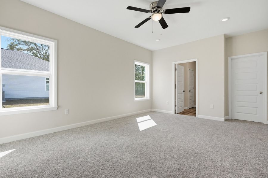 Spacious, unfurnished interior of a new home in , Crestview (Image 35).