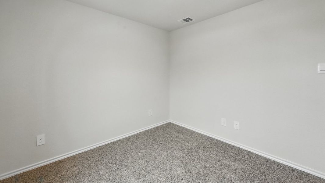 Spacious, unfurnished interior of a new home in Blaire Lake, Tyler (Image 20). Spacious, unfurnished interior of a new home in Blaire Lake, Tyler (Image 20).
