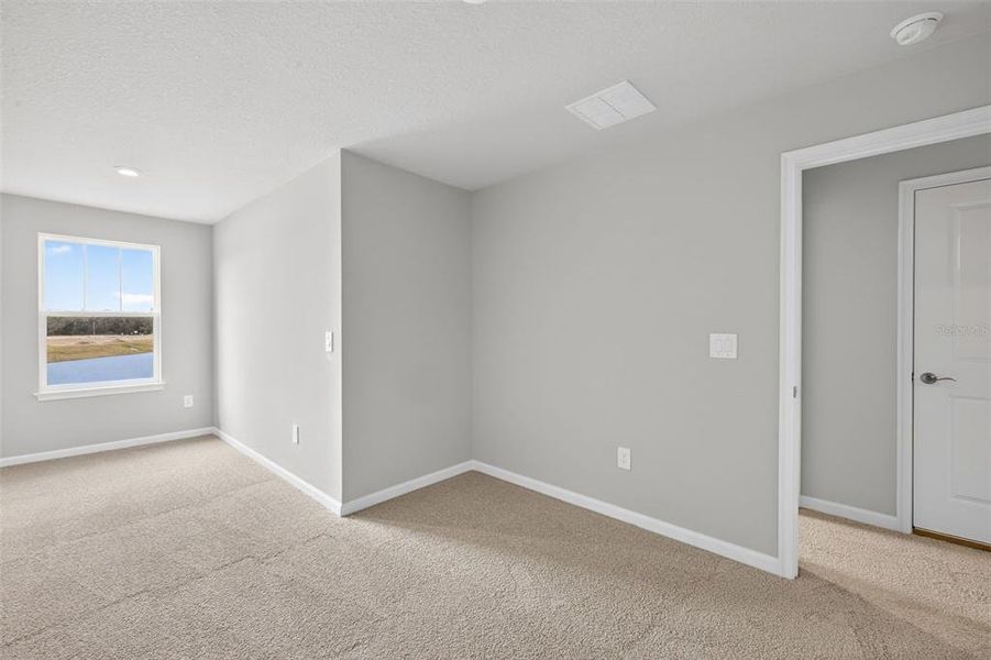 Spacious, unfurnished interior of a new home in Crosswind Ranch, Parrish (Image 11).