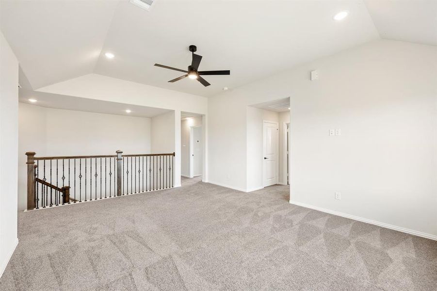 Spacious, unfurnished interior of a new home in Creekview Meadows, Pilot Point (Image 34). Spacious, unfurnished interior of a new home in Creekview Meadows, Pilot Point (Image 34).