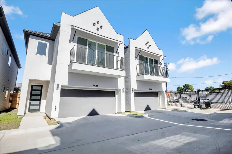 Front exterior of a new home in , Houston, TX, highlighting curb appeal (Image 2).