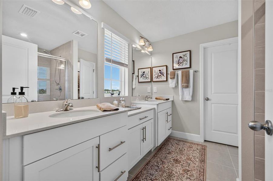 Furnished interior view inside a new home in , Lakewood Ranch (Image 16).