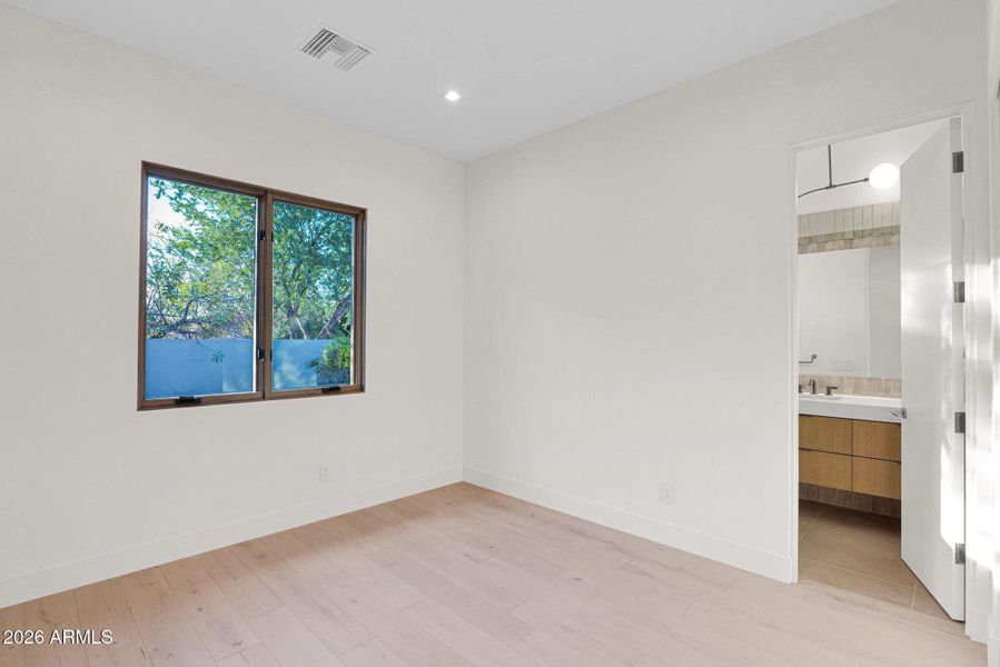 2nd Bedroom 2nd Bedroom