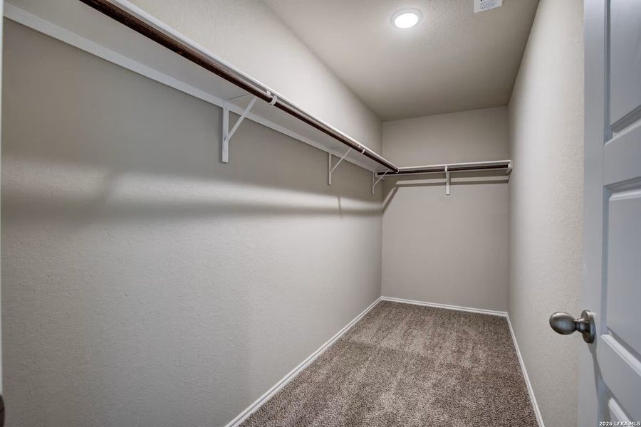 Spacious, unfurnished interior of a new home in Hannah Heights, Seguin (Image 20). Spacious, unfurnished interior of a new home in Hannah Heights, Seguin (Image 20).